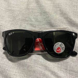 Ray-Ban RB 4184 Polarized